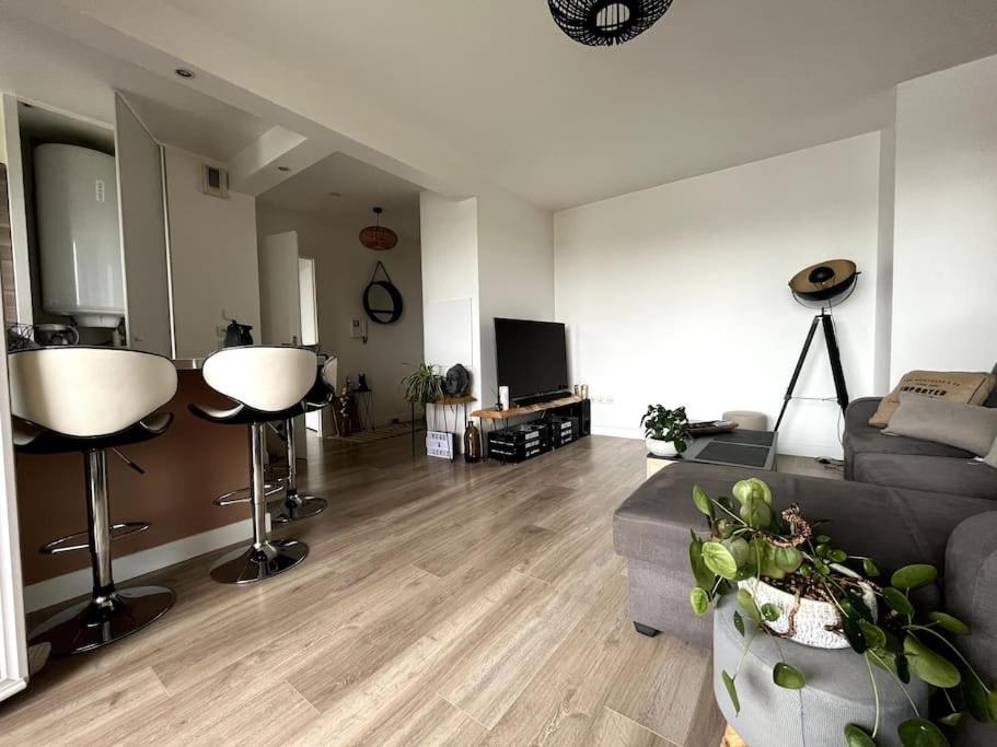 Le Nid De Dammarie-Les-Lys Appartement Buitenkant foto