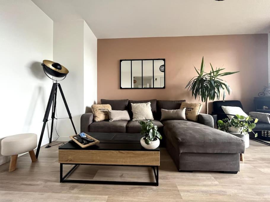 Le Nid De Dammarie-Les-Lys Appartement Buitenkant foto